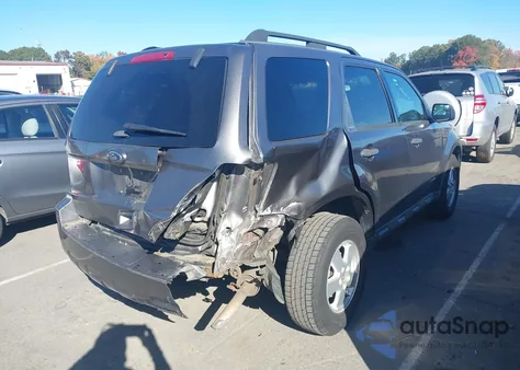 2011 Ford Escape Xlt z USA, uszkodzony, nr VIN 1FMCU0D78BKB35044